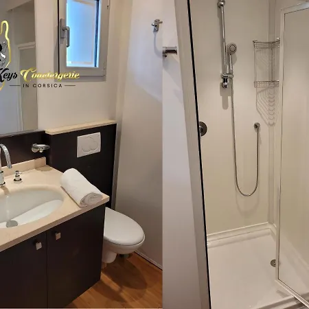 Lejlighed 4 Pers Piscine Chauffee Acces A Pied A La Santa Giulia Porto-Vecchio (Corsica)